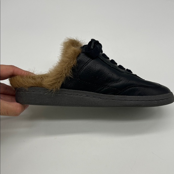 Steve Madden - NWOT Talon Black Leather Brown Faux Fur Trim Mule Sneaker SZ 6.5 - Picture 14 of 15